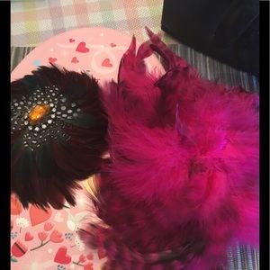 SWEET FEATHER CLIPON PINS FOR BLAZERS & 🎩 HATS!